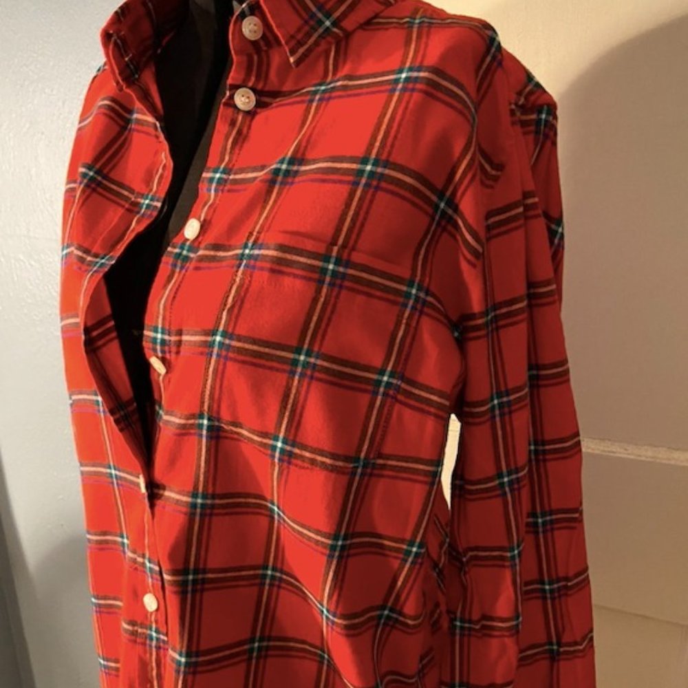 🟥   J Crew women's button-down flannel - Med  🟥